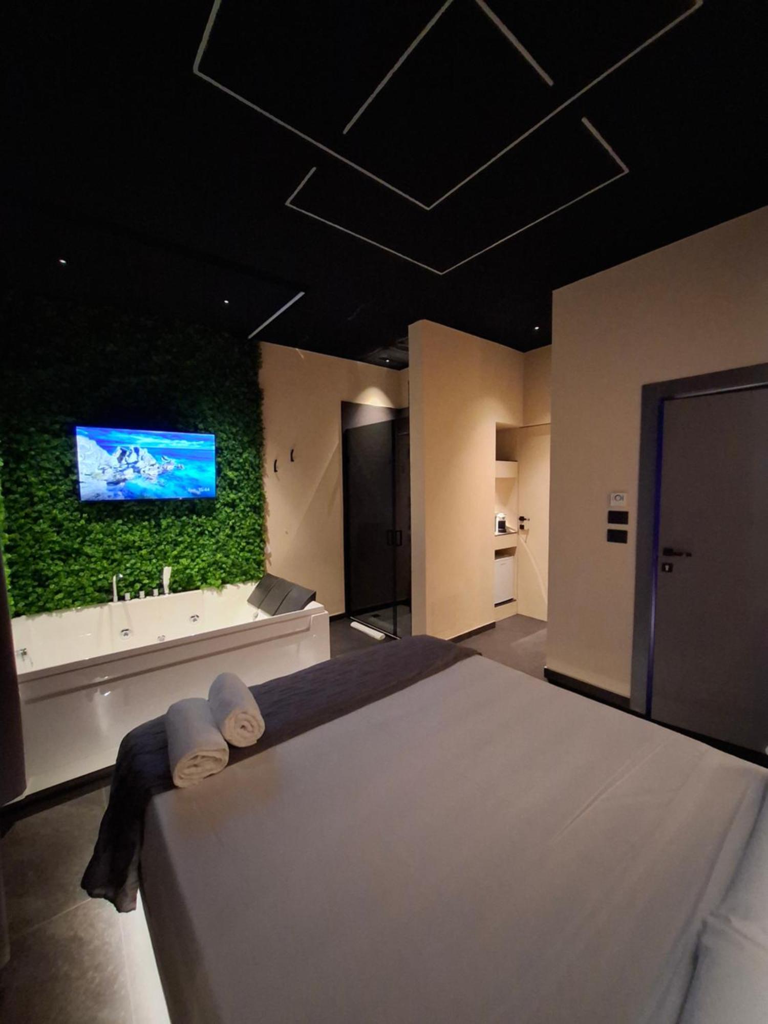 Dark & Light Rooms & Luxury Suites Catania Luaran gambar